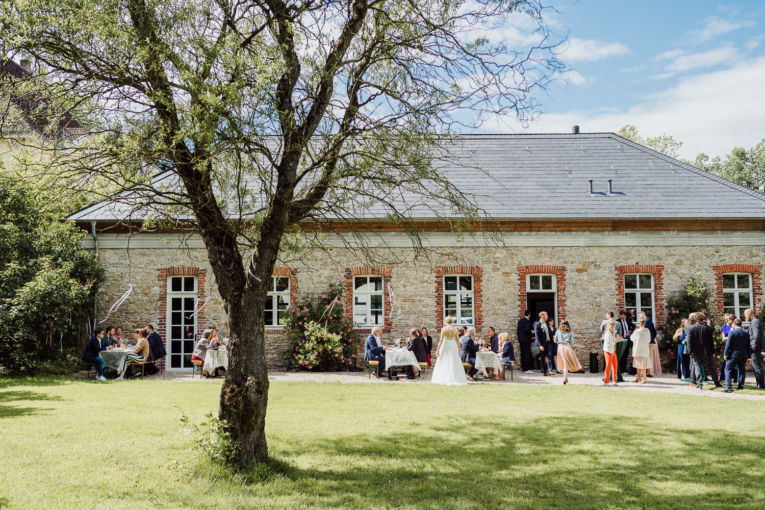 Hochzeitsfeier im Garten der Remise Niederbarkhausen